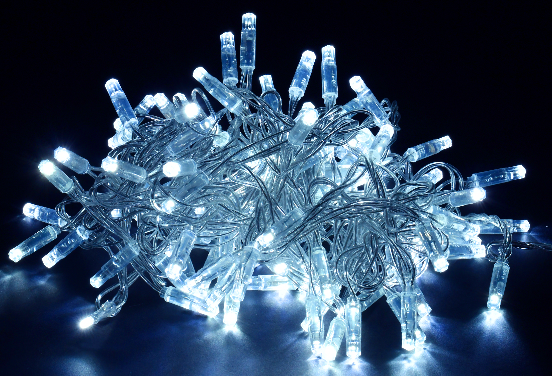 LIGHTING Гирлянда нить 20м 200 светодиодов белый свет IP44 прозрачный шнур 3м 230В контроллер 8 сцен IEK LGDU111-2-200-20-T-S-44