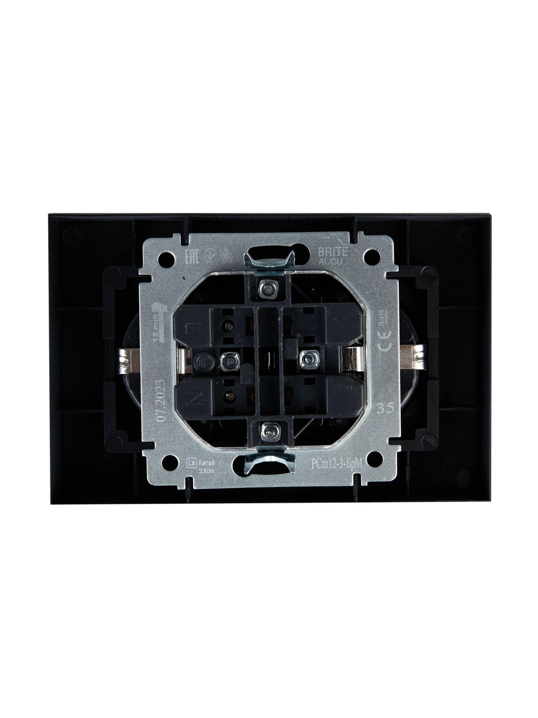 BRITE Розетка 2-местная с заземлением с защитными шторками 16А в сборе РСш12-3-БрМ маренго IEK - Фото 5