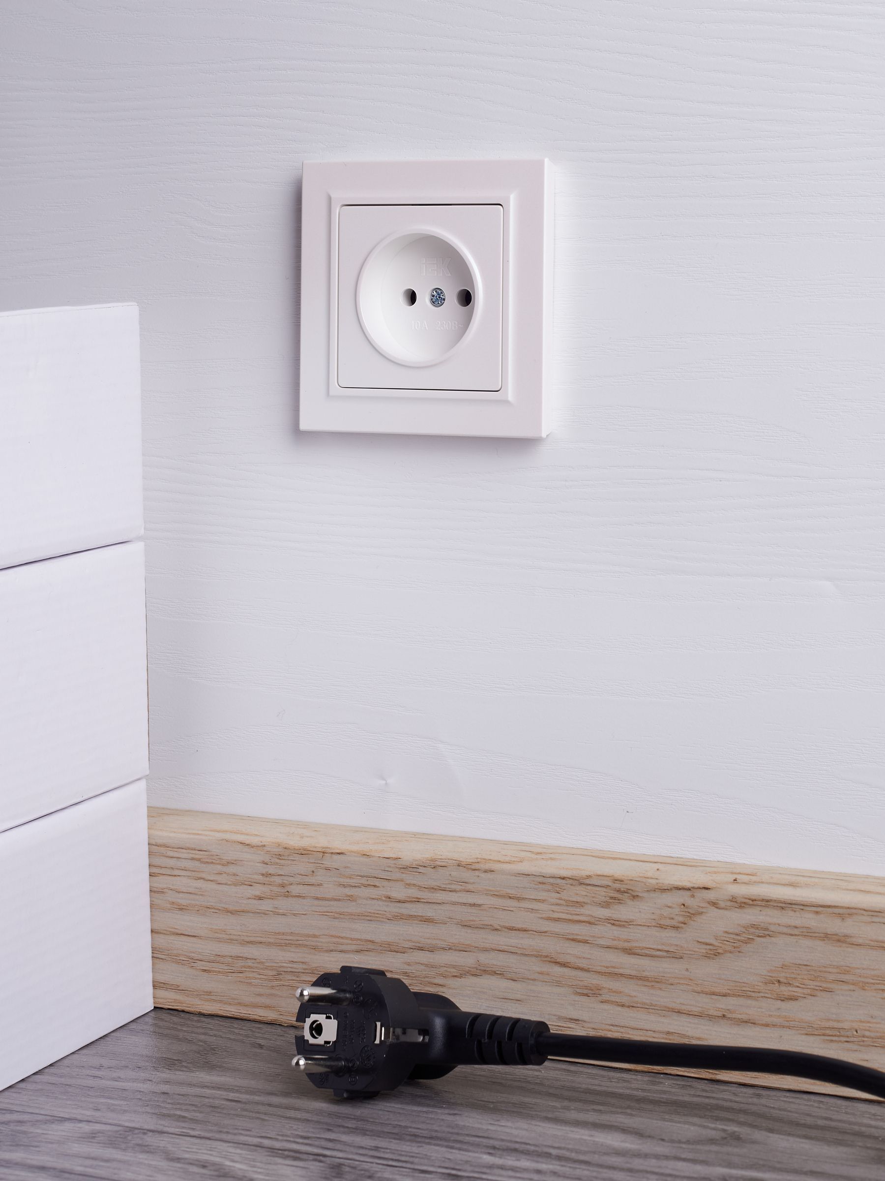 BRITE Розетка 1-местная без заземления без защитных шторок 10А в сб. РСР10-1-0-БрЖ жемчуг IEK - Фото 6