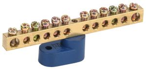 Шина N "ноль" на одном угловом изоляторе ШНИ-6х9-12-У1-С IEK YNN10-69-12C1-K07