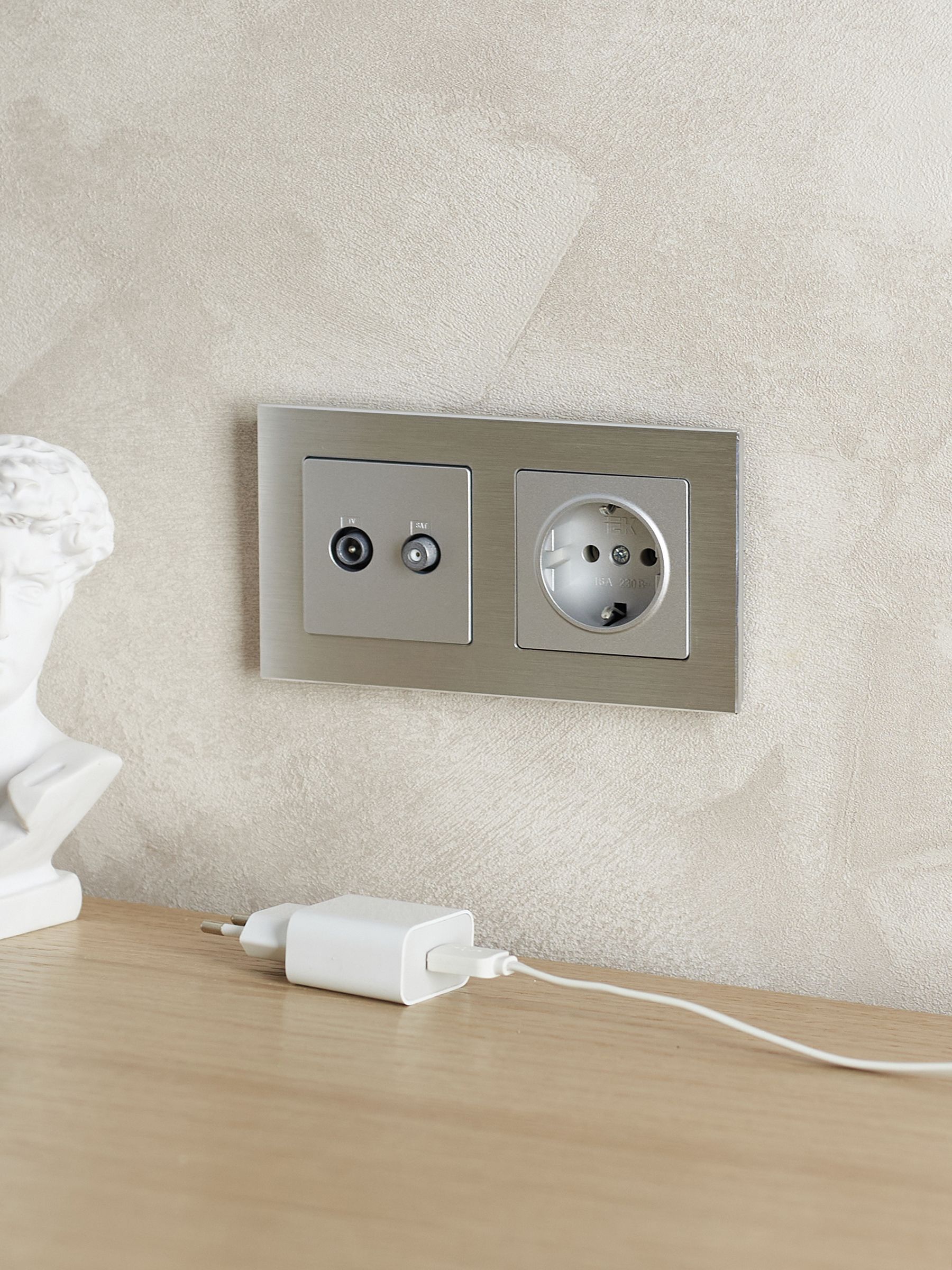 BRITE Рамка 2 -местная РУ-2-1-БрА металл алюминий IEK - Фото 5