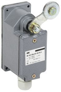 Выключатель концевой ВП 16Г-23Б-231-55 У2.3 рычаг с роликом/ход вправо/cамовозврат 1з+1р IP55 IEK KV-1-16-1