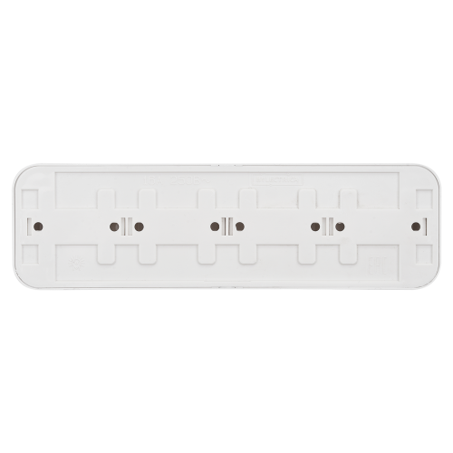 Розетка штепсельная четырехместная с заземляющим контактом открытой установки РА16-266