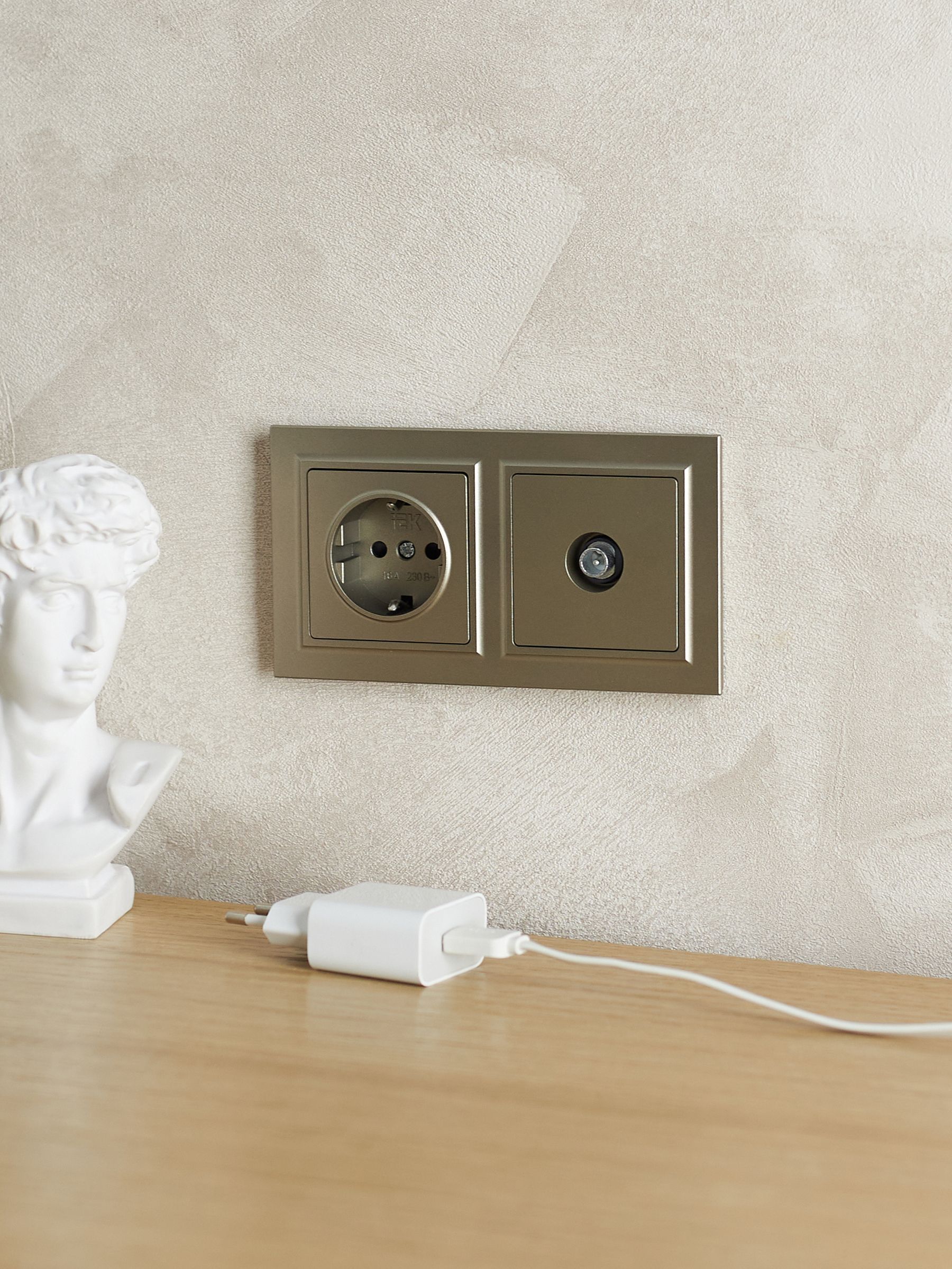 BRITE Рамка 2-местная РУ-2-БрШ шампань IEK - Фото 3