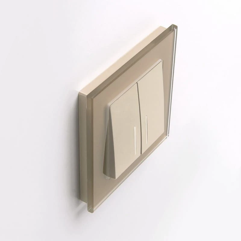 Рамка на 1 пост Favorit (шампань,стекло) Werkel - Фото 2