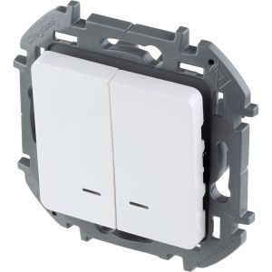 INSPIRIA Выключатель 2-клавишный с подсветкой/индикацией схема 5L 10АХ безвинтовые зажимы белый 673630