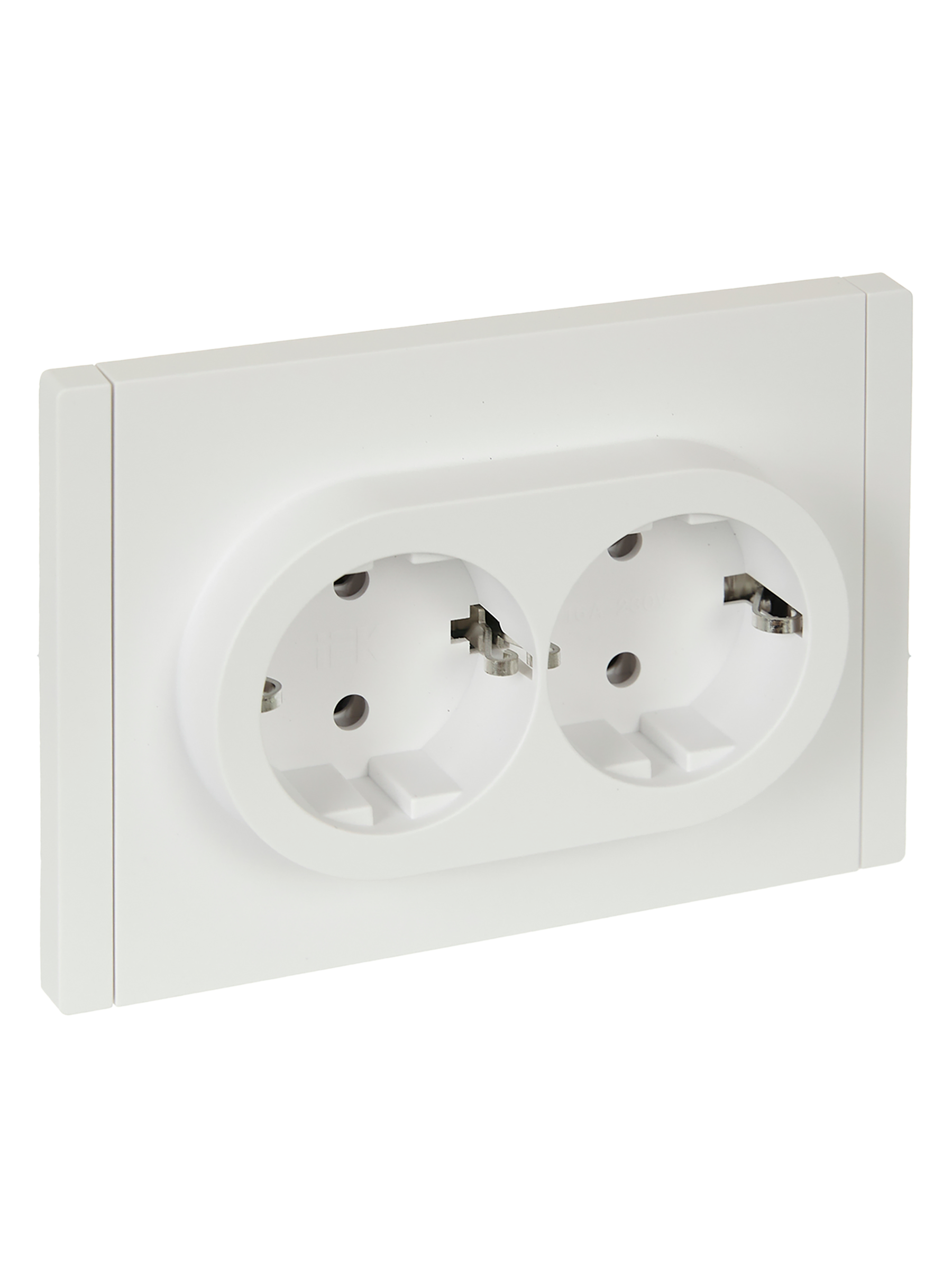 FORTE&PIANO Розетка 2-местная с заземлением без защитных шторок безвинтовое крепление 16А FP224 белый IEK FP-R21-16-1-K01