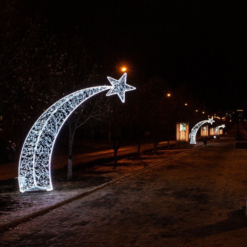 Декоративная декорация Падающая звезда 300 см 501-660