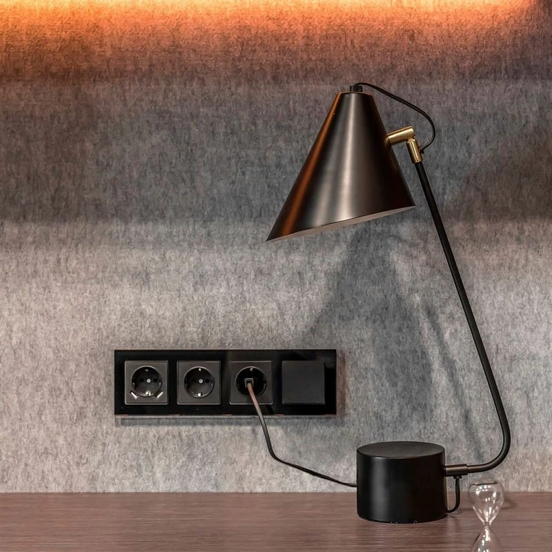 Рамка на 4 поста Favorit (черный,стекло) Werkel - Фото 3