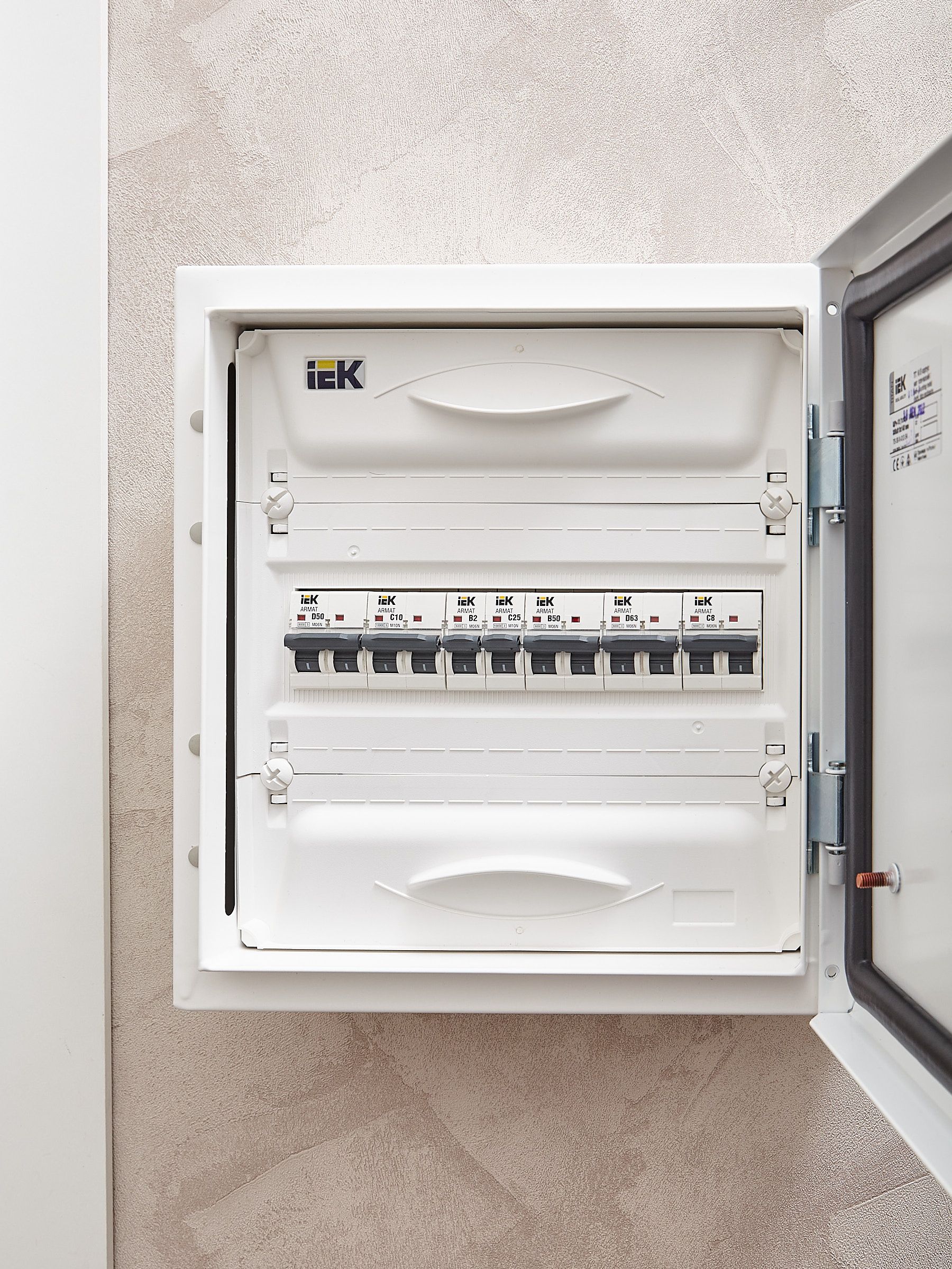 ARMAT Автоматический выключатель M10N 1P C 25А IEK - Фото 10