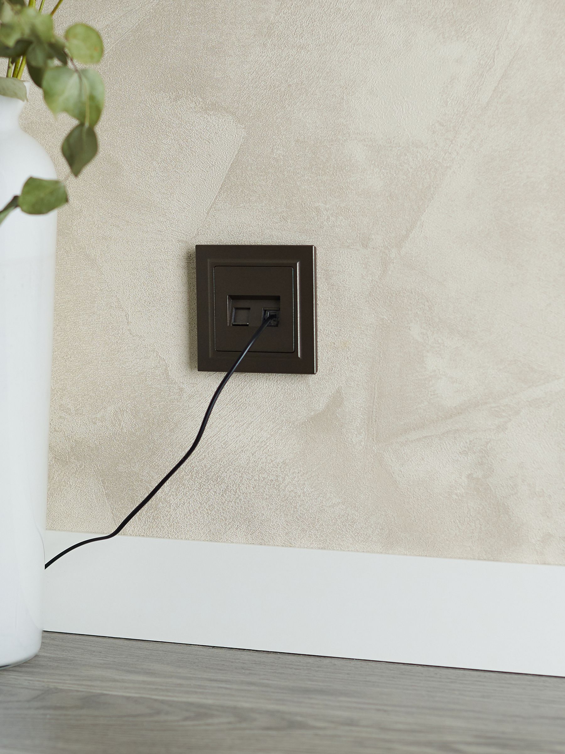 BRITE Розетка компьютерная двойная RJ45 кат.5E РК10-2-БрТБ темная бронза IEK - Фото 3