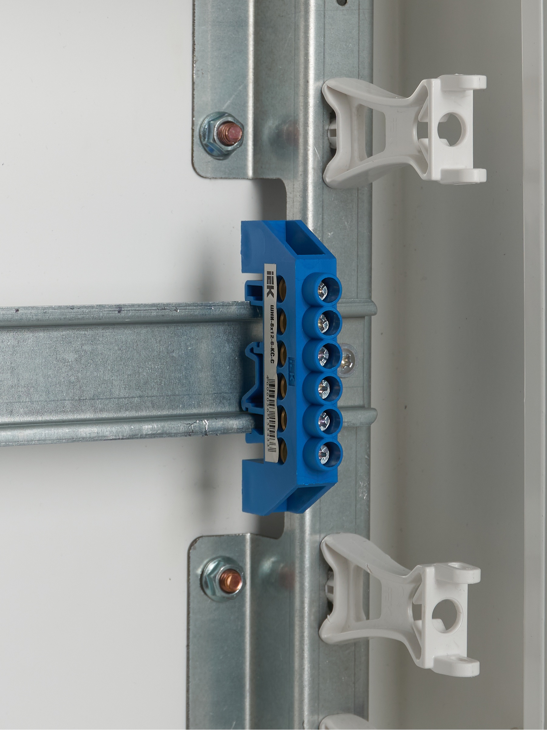 Шина N "ноль" в комбинированном DIN-изоляторе типа "Стойка" ШНИ-8х12-6-КС-С IEK - Фото 2