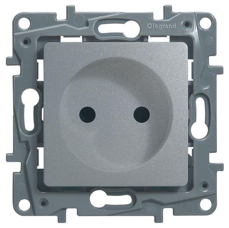 ETIKA Розетка 1-местная без заземления с защитными шторками 16А алюминий