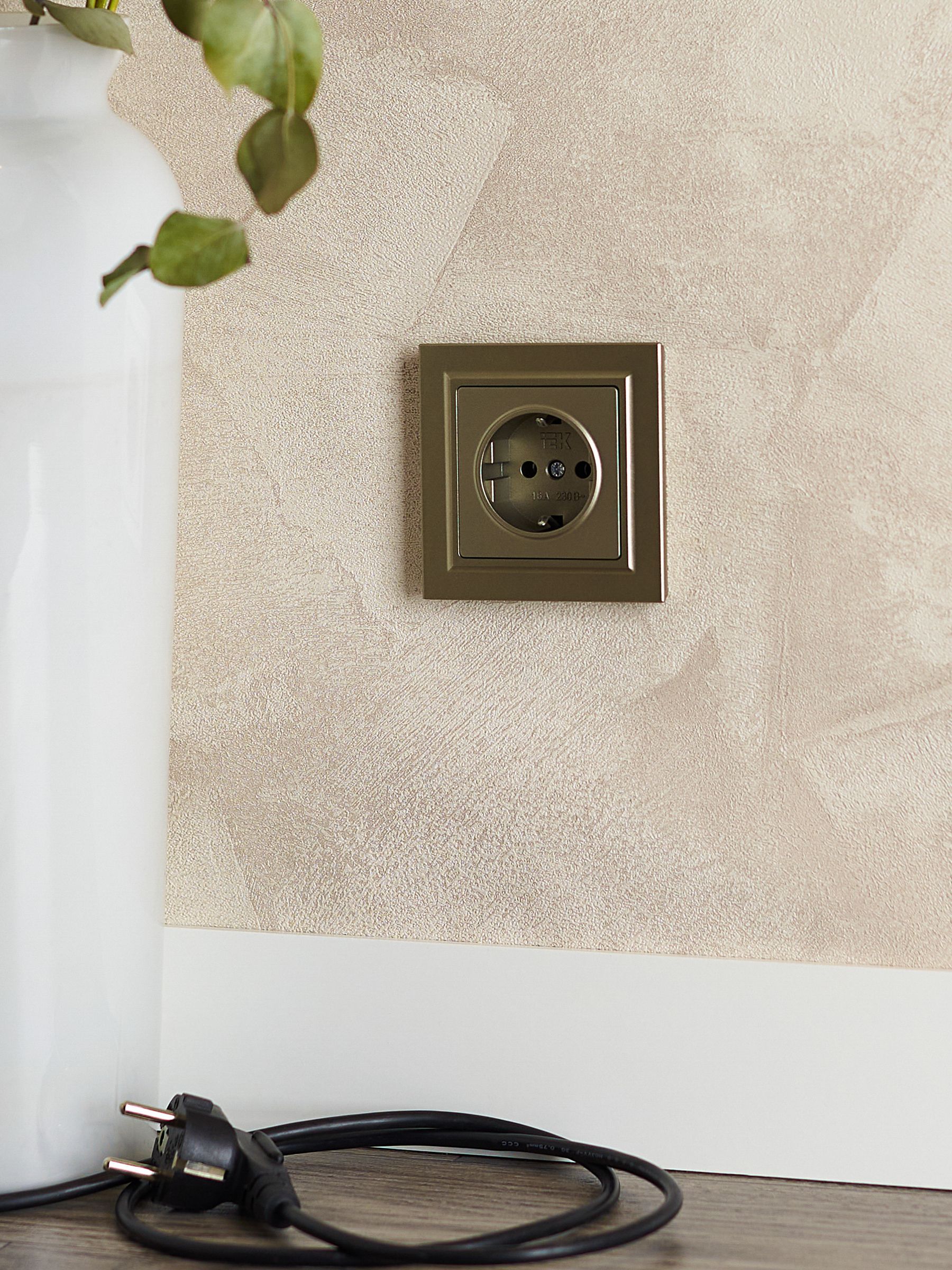 BRITE Рамка 1-местная РУ-1-БрШ шампань IEK - Фото 6