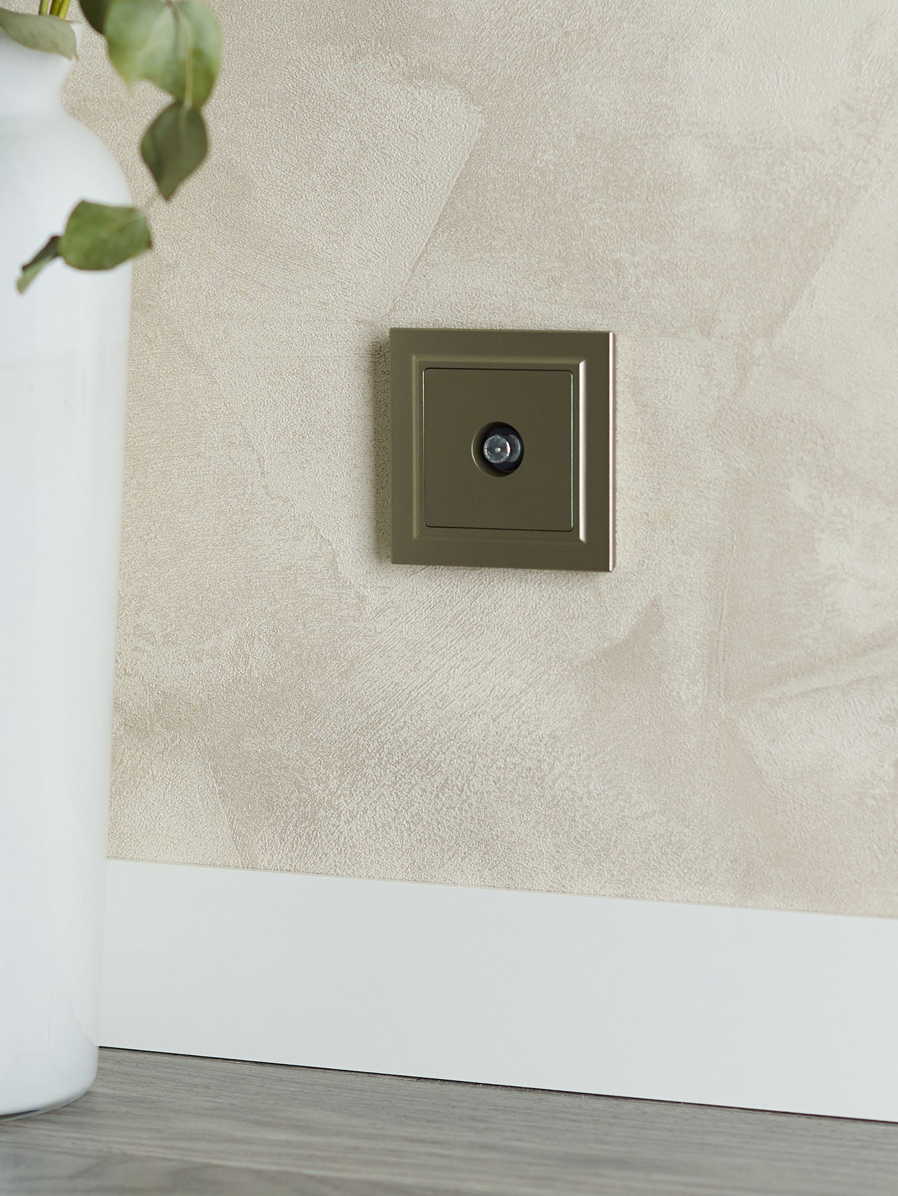 BRITE Розетка TV проходная РТВ10-0-БрШ шампань IEK - Фото 3