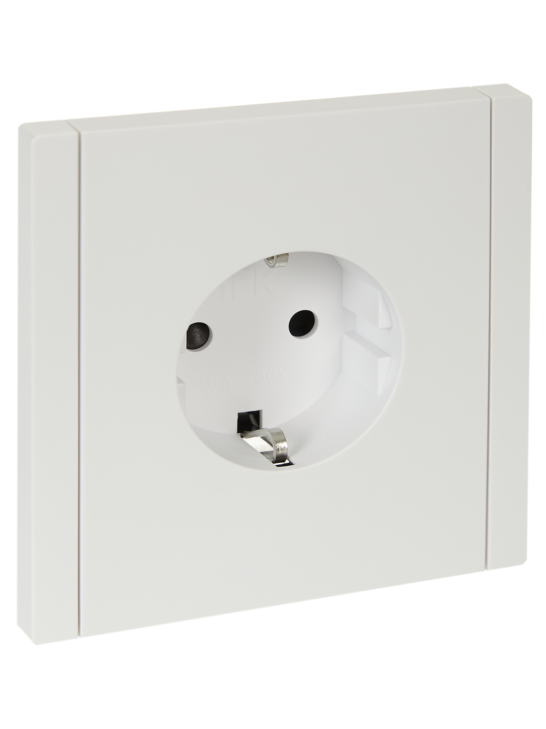 FORTE&PIANO Розетка 1-местная с заземлением с защитными шторками винтовое крепление 16А FP215 белый IEK FP-R14-16-K01