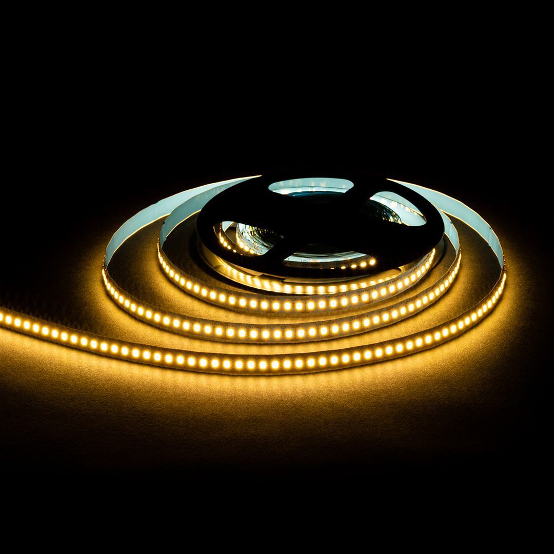 Светодиодная лента 12В, 14,4Вт/м, smd2835, 180д/м, IP20, 19Лм/чип, ширина подложки 10мм, 5м, т/б, 30 LSE-262