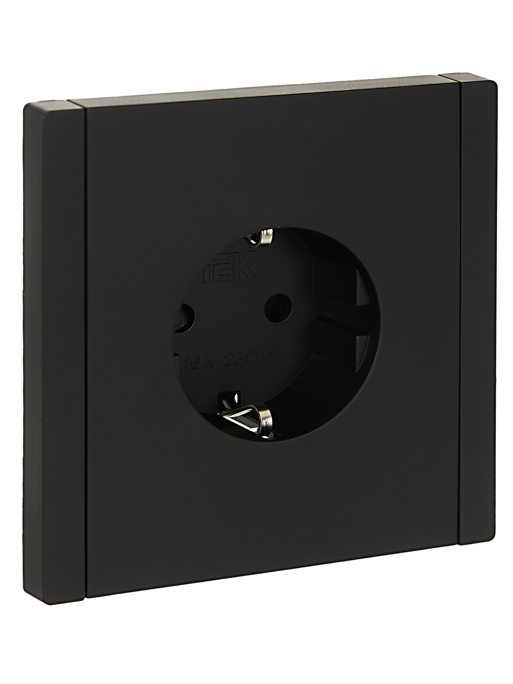 FORTE&PIANO Розетка 1-местная с заземлением с защитными шторками винтовое крепление 16А FP115 черный IEK FP-R14-16-K02