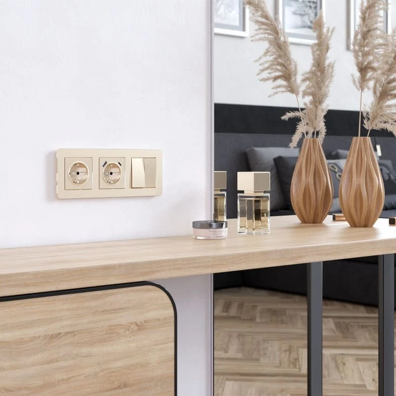 Рамка на 3 поста Platinum (шампань) Werkel - Фото 3