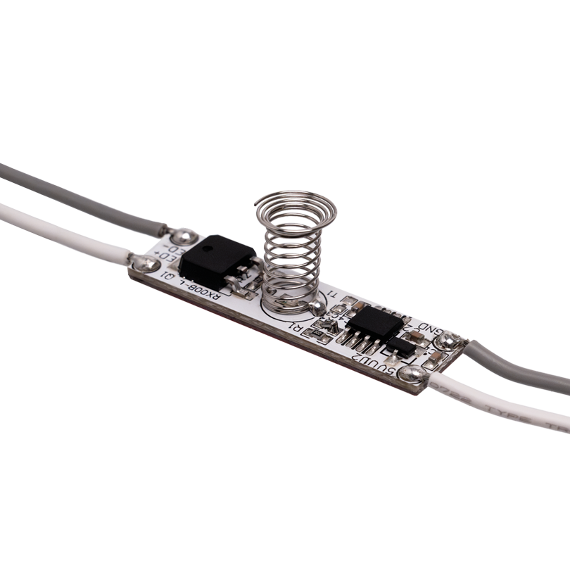 Выключатель с датчиком касания и функцией диммирования WOLTA WLS-SEN-01 12/24В WLS-SEN-01