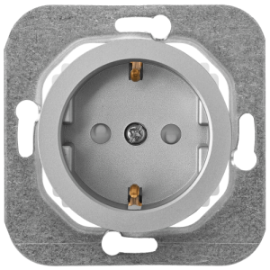 Розетка штепсельная со шторками с заземляющим контактом скрытой установки РС16-1406 серебро 11590BY