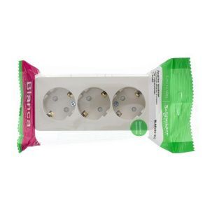 Розетка 3-м ОП Blanca 16А IP20 250В с заземл. защ. шторки с изолир. пластиной беж. SE BLNRA011317 520079