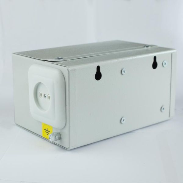 Ящик с понижающим трансформатором ЯТП 0.25 220/36В (2 авт. выкл.) IP31 DEKRON