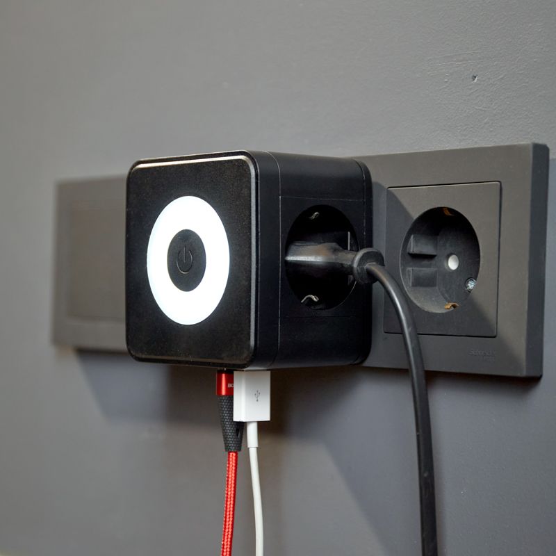 Двойник электрический Куб 16А с/з + 2хUSB-A 2,4А + USB Type-C 3А с ночной подсветкой, черный REXANT - Фото 2