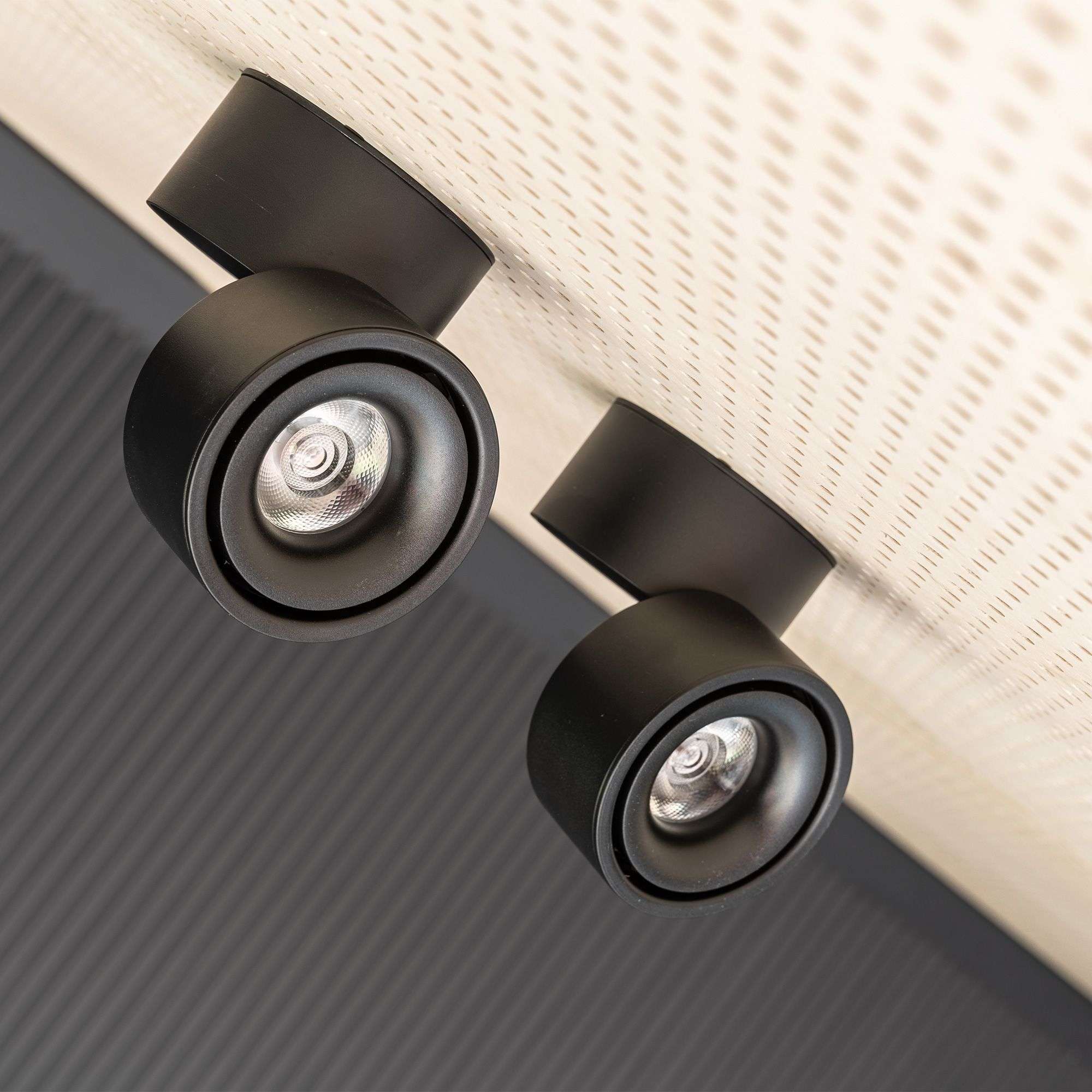 Светильник светодиодный накладной DLR031 15W 4200K 3100 черный матовый Elektrostandard - Фото 2