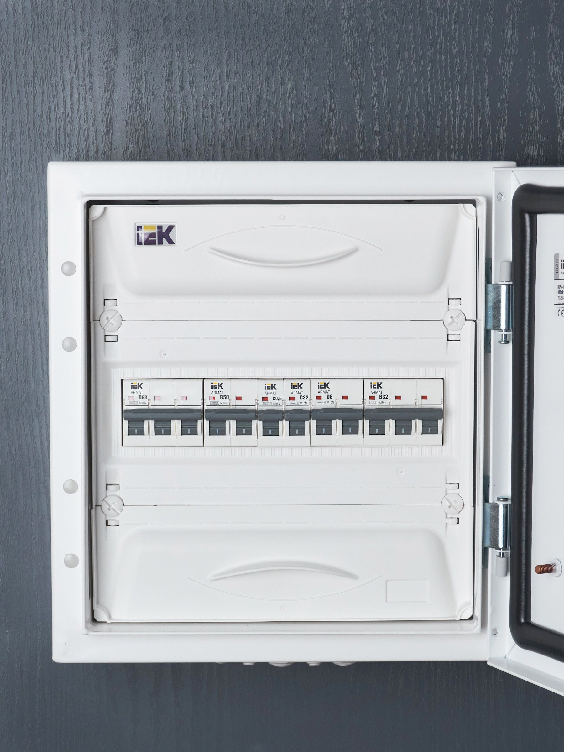 ARMAT Автоматический выключатель M06N 1P C 0,5А IEK - Фото 6