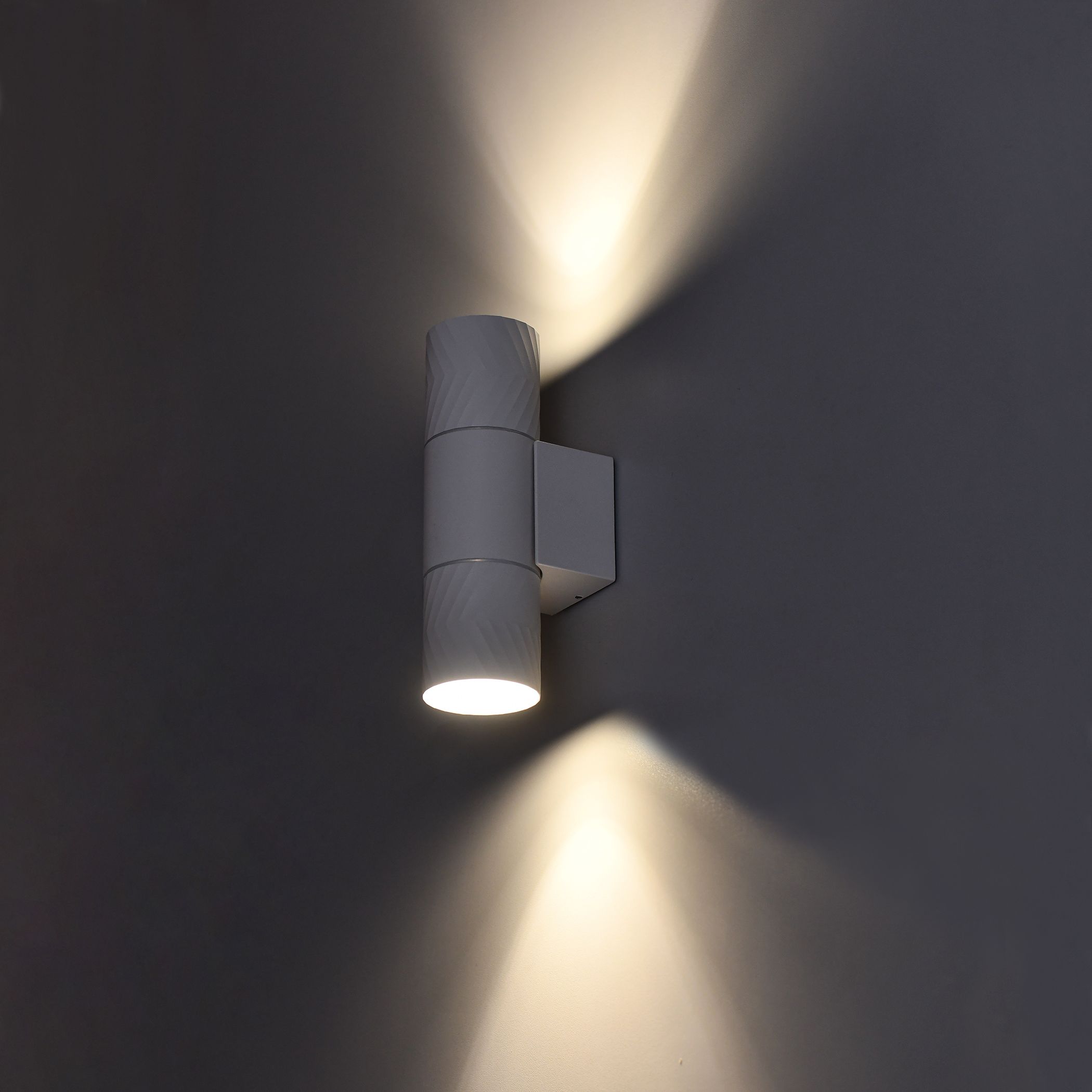 LIGHTING Светильник уличный 5108 настенный под лампу 2хGU10 IP65 белый IEK - Фото 5