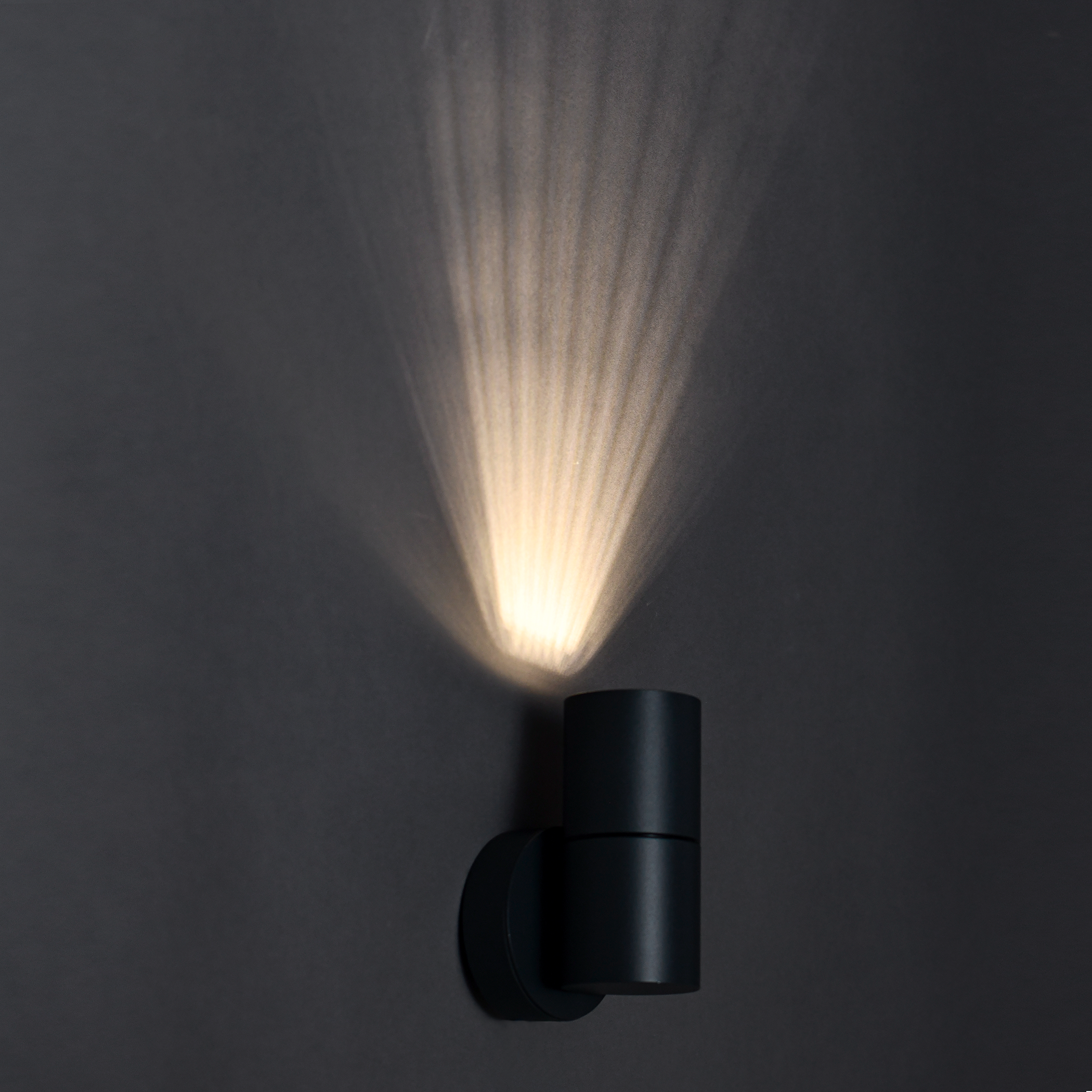 LIGHTING Светильник уличный 5112 настенный под лампу GU10 IP65 черный IEK - Фото 3