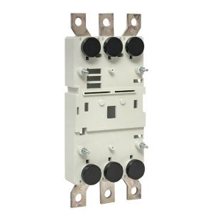 Панель втычная PM-99/1-400 переднего присоед. для ВА-99 400А EKF mccb99-a-88