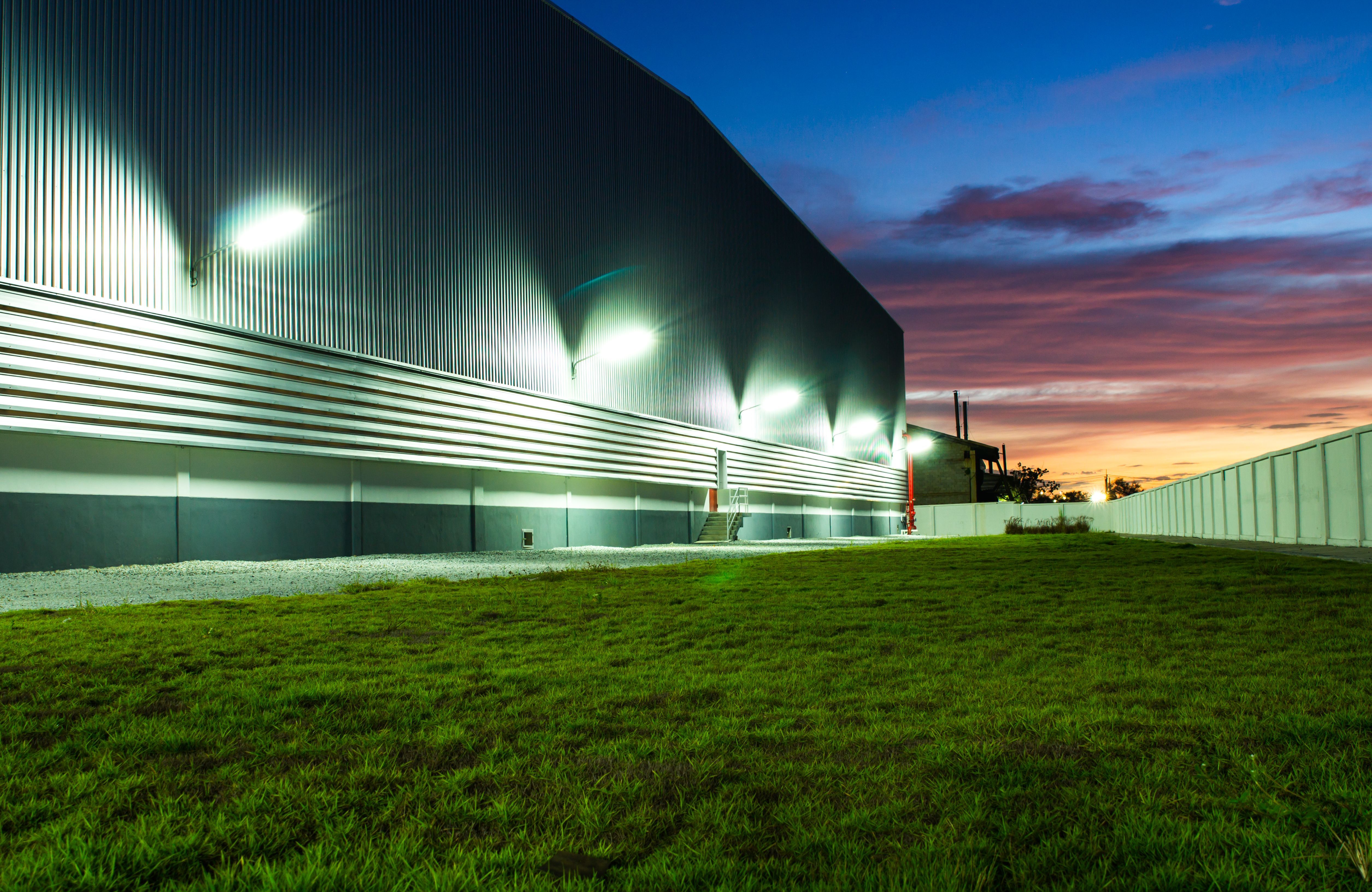 Кронштейн КР-3М D=48мм L=250мм под монтажную ленту регулируемый угол белый IEK - Фото 2