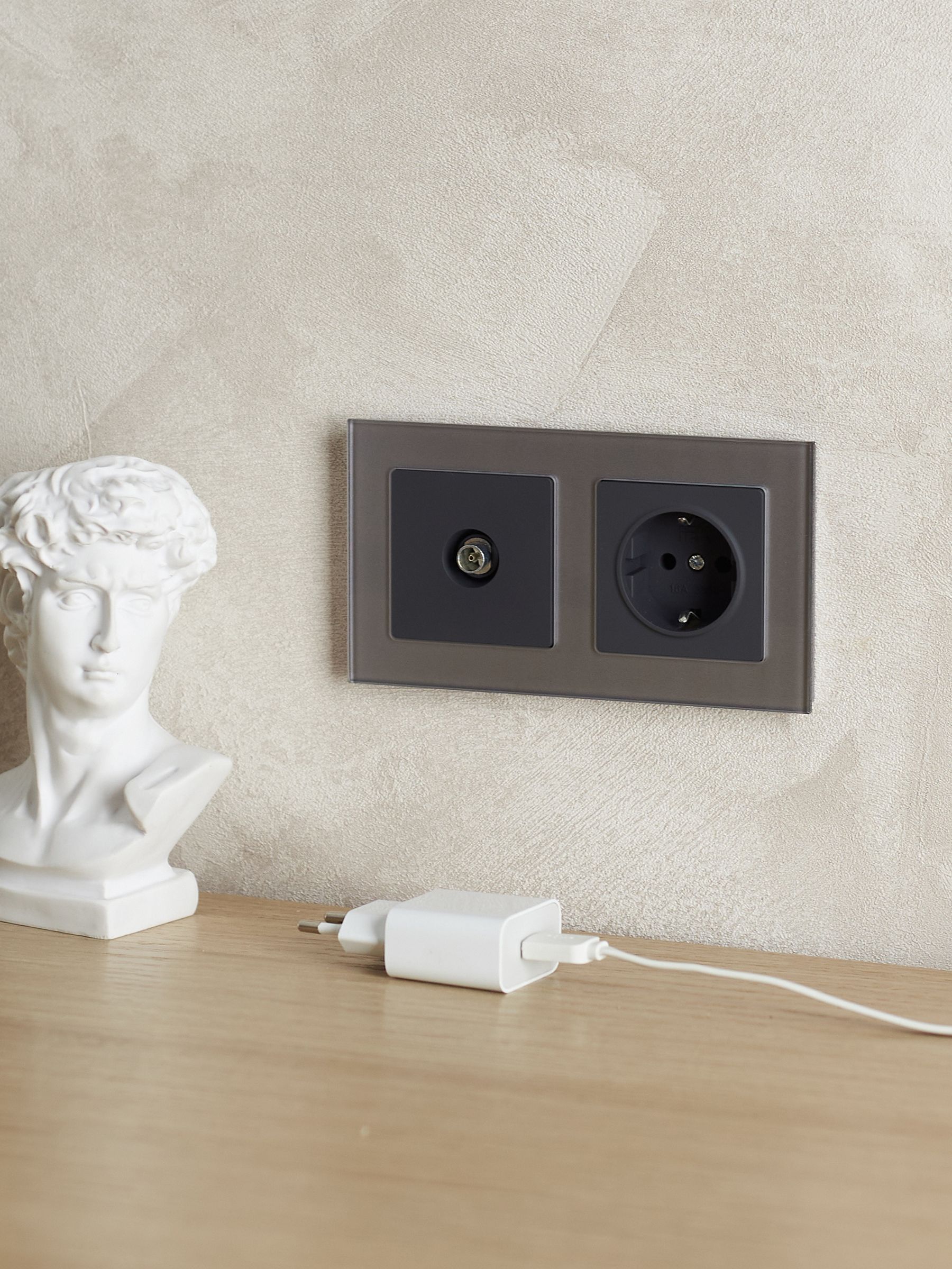 BRITE Рамка 2 -местная РУ-2-2-БрСе стекло серый IEK - Фото 5