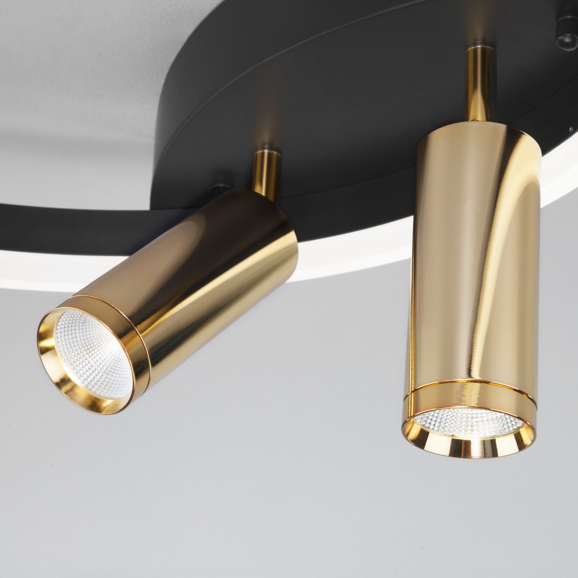 Умный потолочный светильник 90247/3 черный / золото  Eurosvet - Фото 2