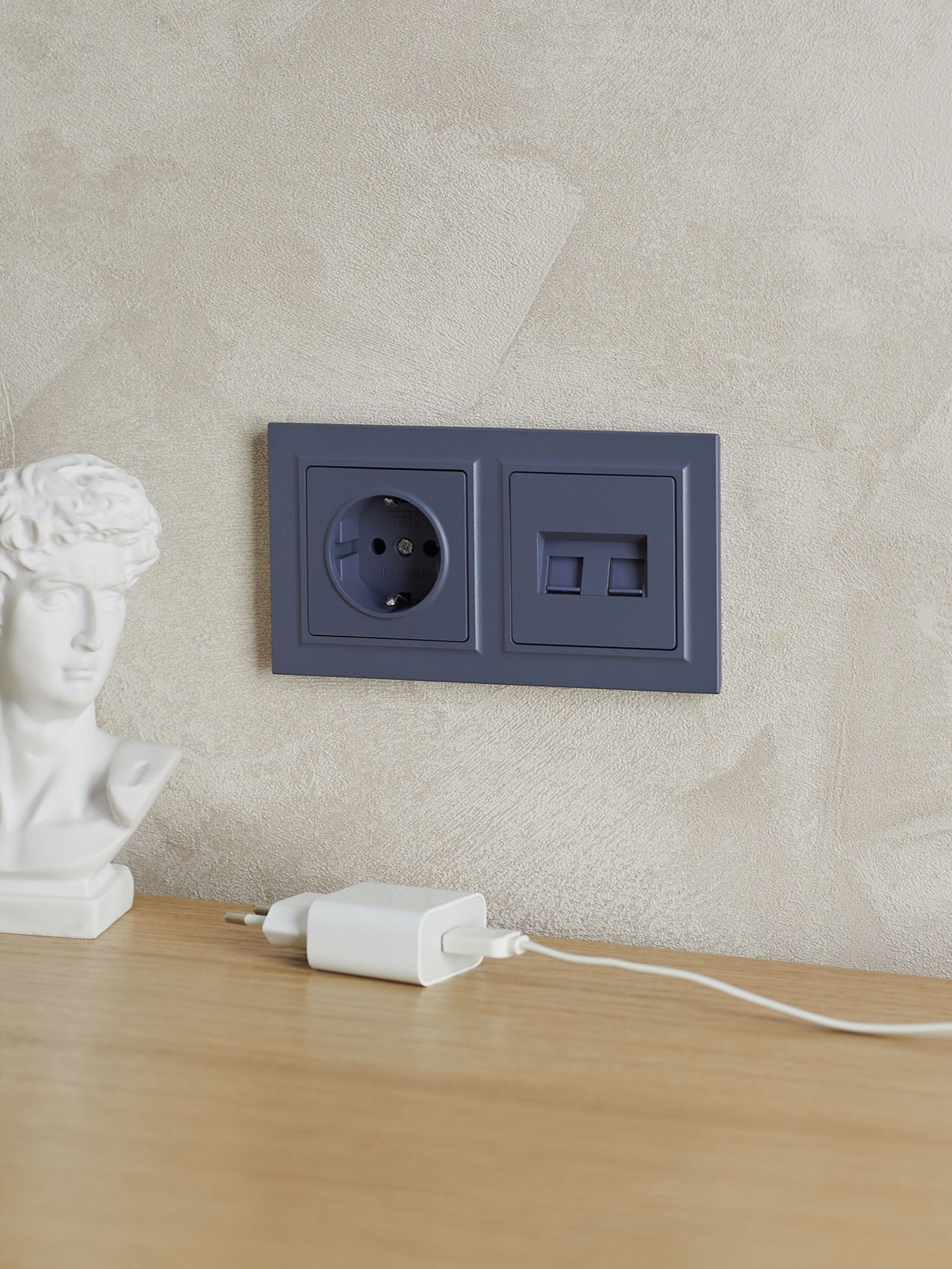 BRITE Рамка 2-местная IP44 РУ-2-БрМ-44 маренго IEK - Фото 5