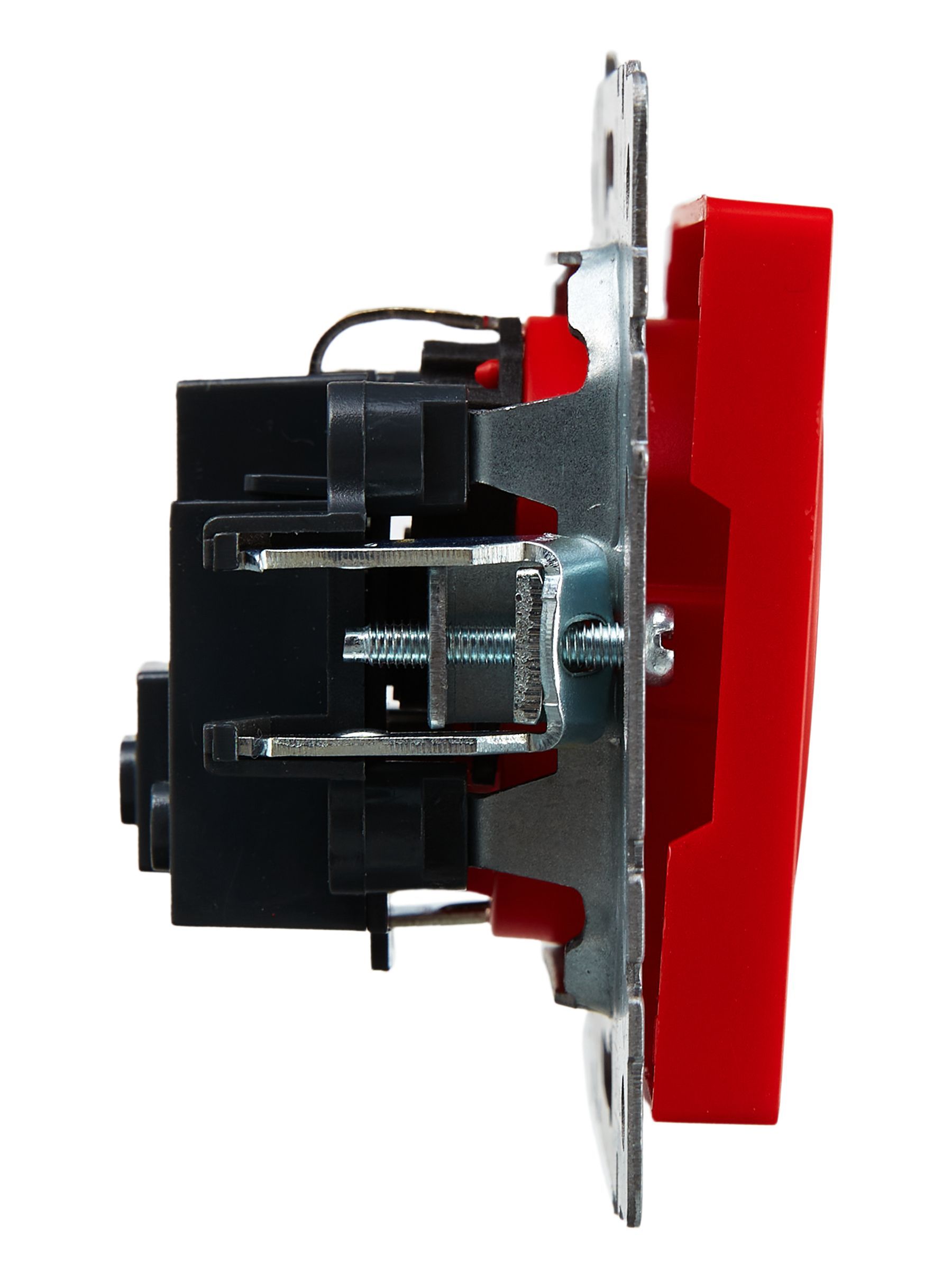 BRITE Розетка 1-местная с заземлением с защитными шторками 16А РС14-1-0-БрК красный IEK - Фото 2