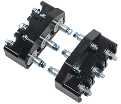 Панель втычная ПМм1-800е c задним резьбовым присоединением для ВА88-40 MASTER с электронным расцепителем IEK SVA71D-PM1-R-02