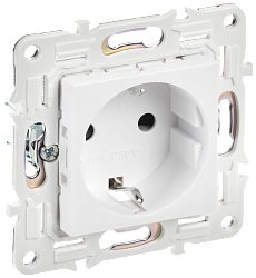 SKANDY Розетка с заземлением с защитными шторками 16А SK-R04W арктический белый IEK SK-R14-16-K01