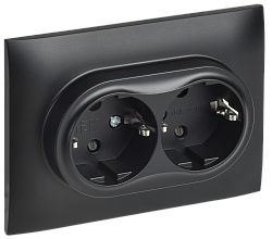 SKANDY Розетка 2-местная с заземлением с защитными шторками 16А в сборе SK-R07Bl черный IEK SK-R24-16-K02-F