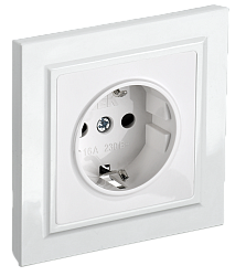 BRITE Розетка 1-местная с заземлением с защитными шторками 16А в сборе РСР14-1-0-БрБ белый IEK BR-R14-16-K01-F
