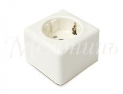 Розетка ретро фарфоровая, двухполюсная, с заземляющим контактом, коллекция "QUADRA" , цвет - белый,  GE80301-01