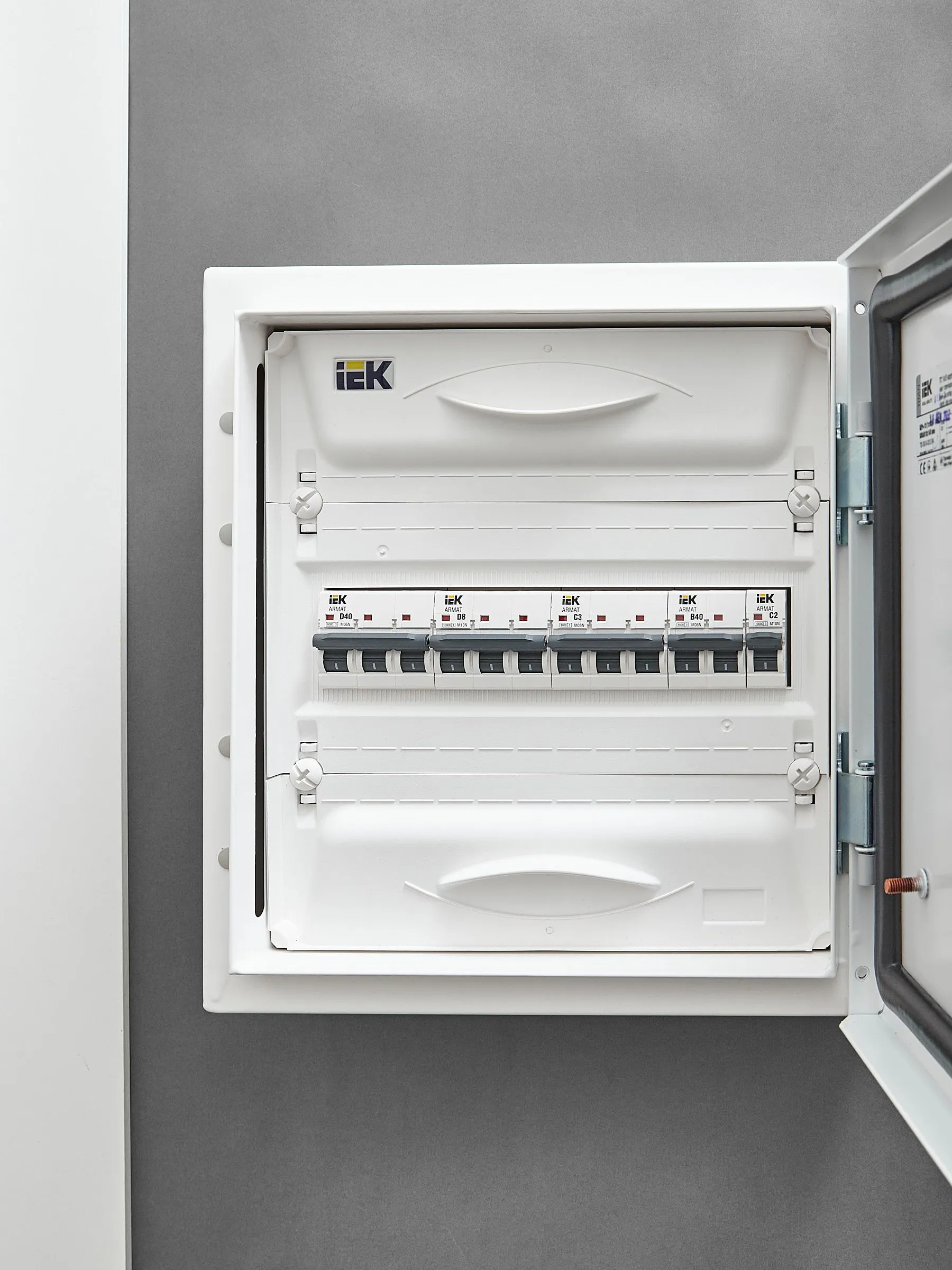 ARMAT Автоматический выключатель M06N 3P C 3А IEK - Фото 3