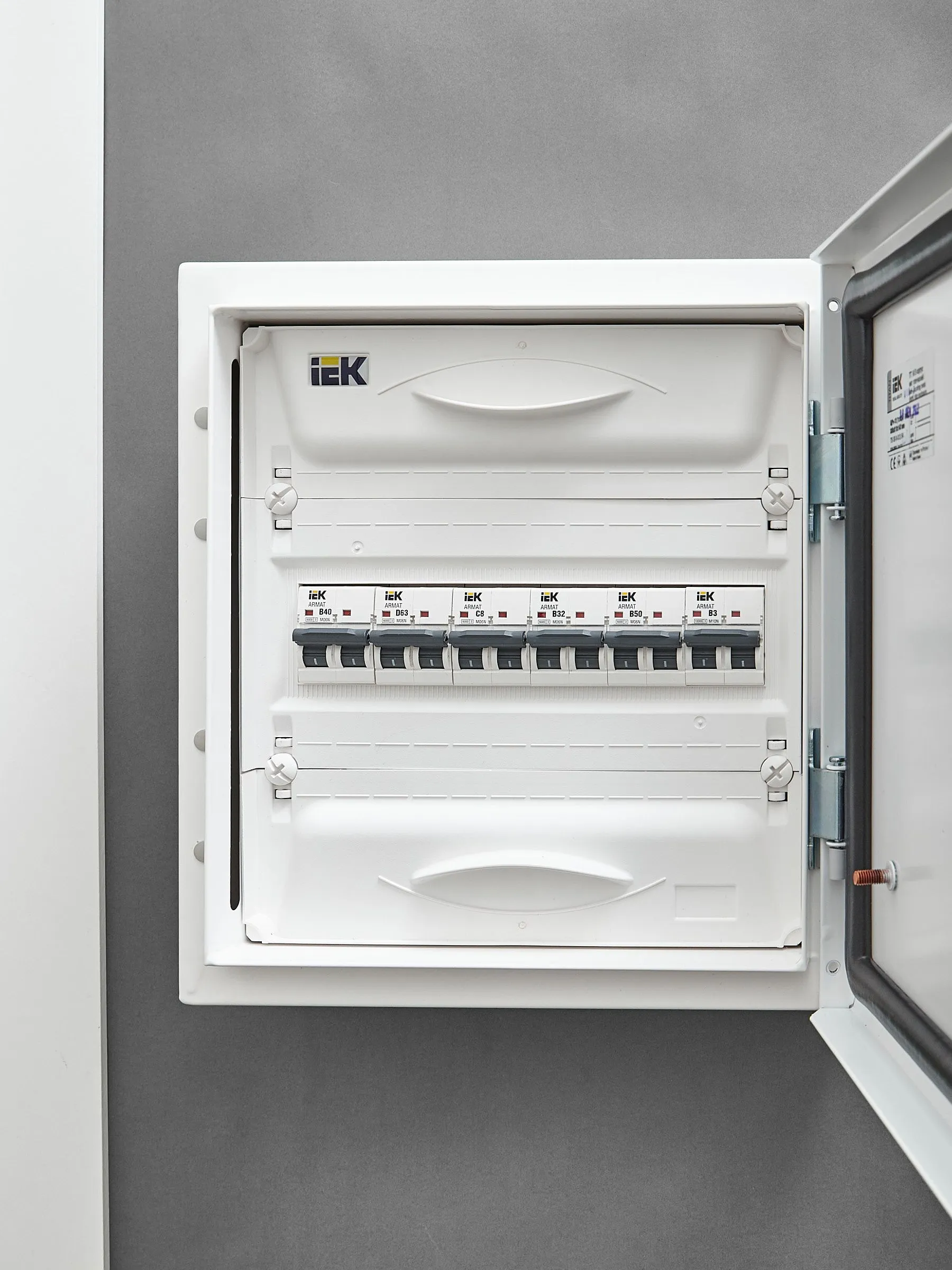 ARMAT Автоматический выключатель M06N 2P B 32А IEK - Фото 6