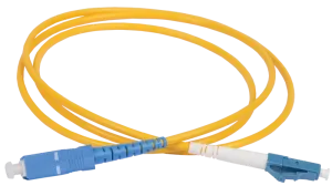 ITK Оптический коммутационный переходной шнур (патч-корд), SM, 9/125 (OS2), LC/UPC-SC/UPC, (Simplex), 15м FPC09-LCU-SCU-C1L-15M