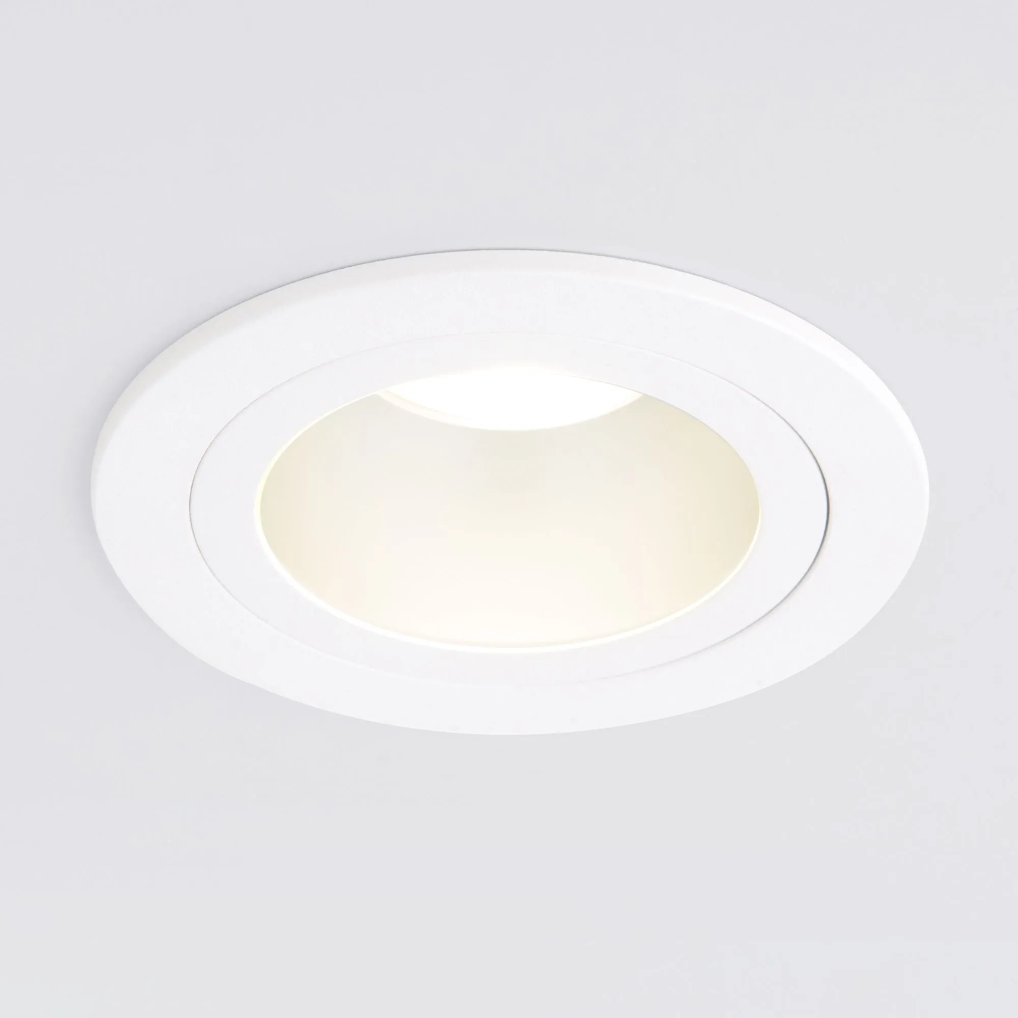 Светильник точечный 122 MR16 серебро/белый Elektrostandard