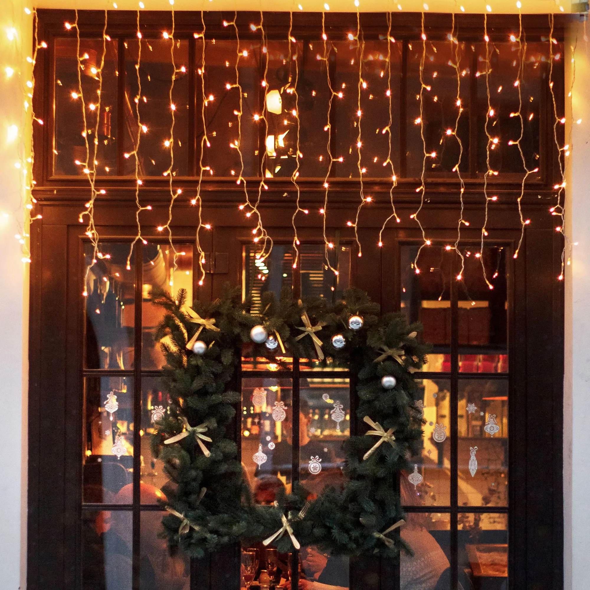 Праздничная гирлянда занавес теплый белый с эффектом мерцания 2*3м IP65 200-101 Elektrostandard Euro - Фото 2