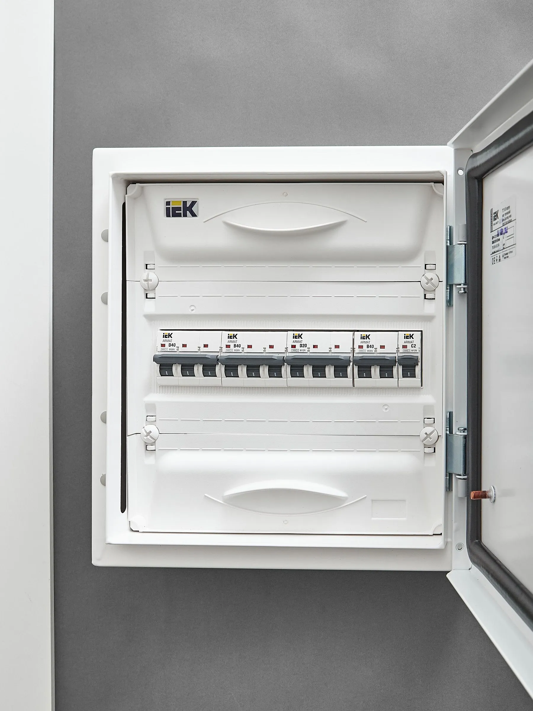 ARMAT Автоматический выключатель M10N 3P D 20А IEK - Фото 4
