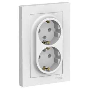 Розетка 2-м СП AtlasDesign 16А IP20 с заземл. в сборе бел. SE ATN000124 1240135